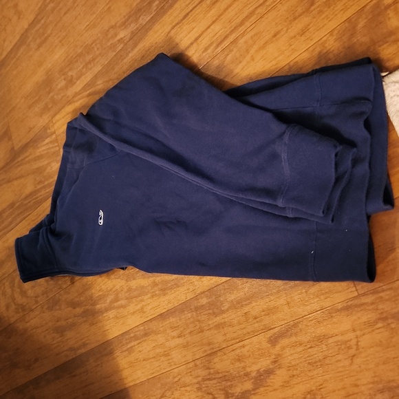Vineyard Vines 3/4 zip pullover - Picture 3 of 3